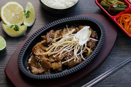 Янним моксаль