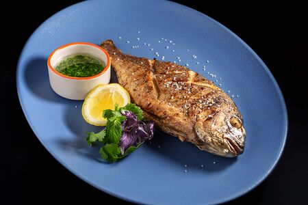 Дорадо на гриле