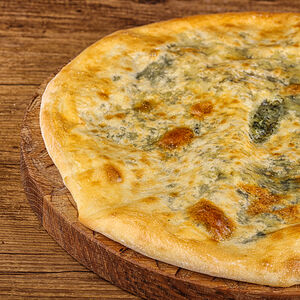 Хачапури «С сыром и шпинатом»