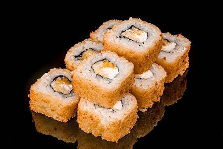 Горячий ролл Четыре сыра