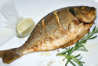 Дорадо жареная (1шт)