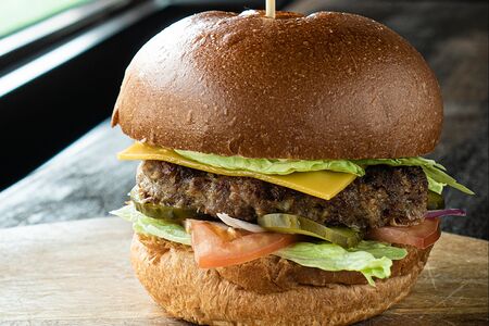 Бургер с говядиной