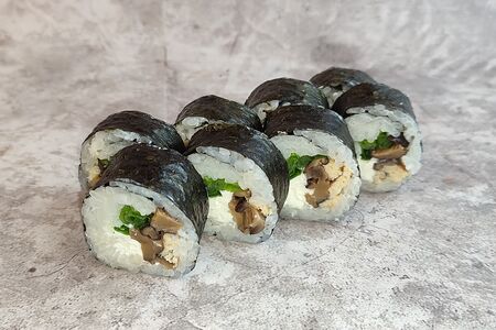 Ролл с грибами и сыром