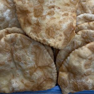 Чебурек с сыром
