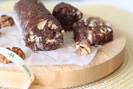 Шоколадная колбаса