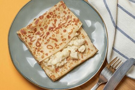 Блин с курицей и сыром