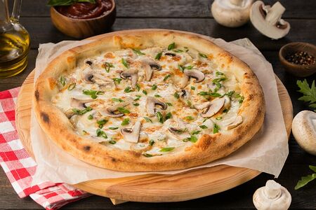 Пицца Грибная