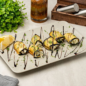 Баклажановые рулетики с сыром