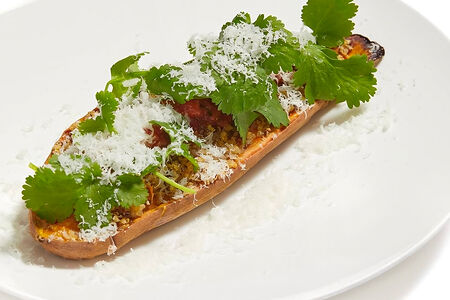 Батат с киноа и пекорино