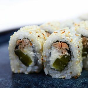 Ролл Такузи