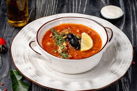 Солянка мясная