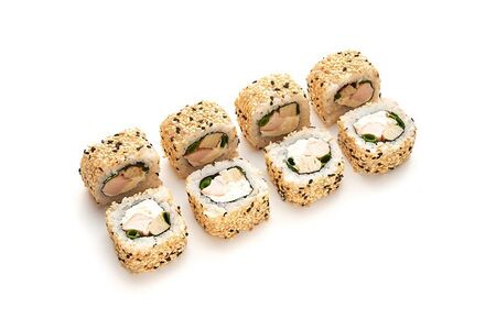 Ролл с курицей в кунжуте