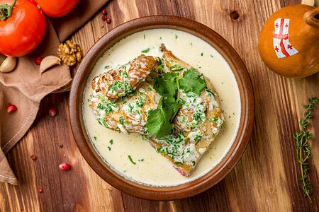 Цыпленок по-гальски Чкмерули