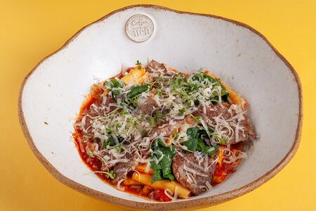 Каннеллони Аррабиата с говядиной