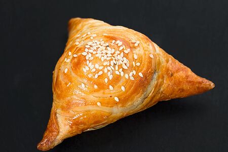 Самса с рубленой курицей