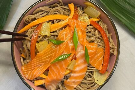 Соба с лососем