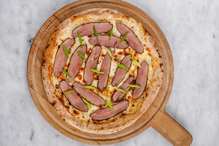 Копченая утиная грудка с инжиром