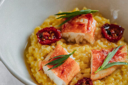 Булгур с куркумой и камчатским крабом