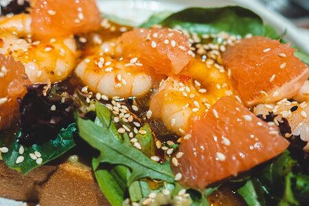 Бриошь с креветкой чили