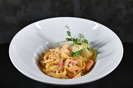 Паста с лососем