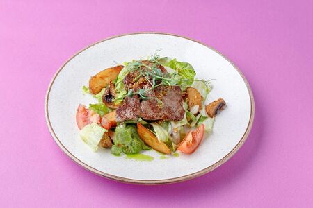 С говяжьими медальонами