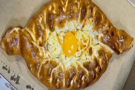 Хачапури по-аджарски
