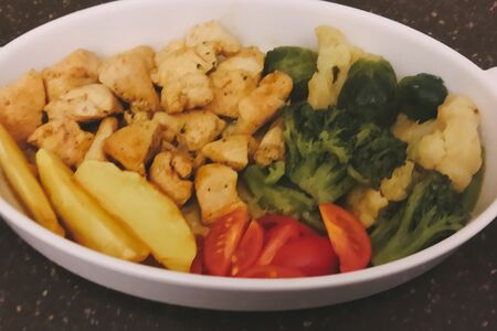 Курица с овощами карри