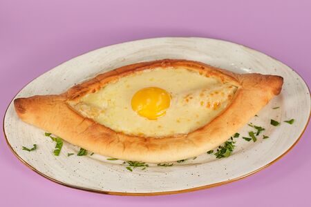 Хачапури по-аджарски