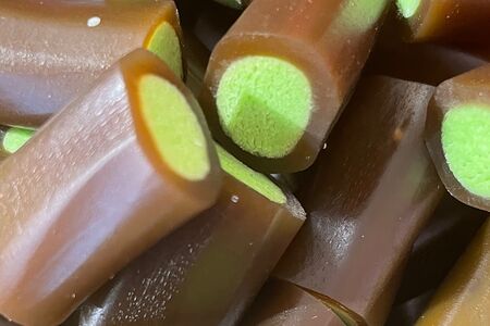 Мини кабели со вкусом колы