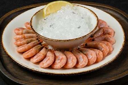 Креветки отварные