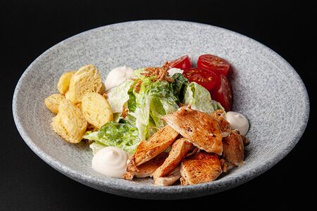 Цезарь-боул с курицей