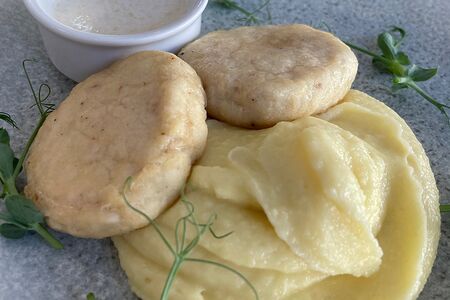 Куриные котлеты с пюре