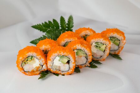 Калифорния с копченым угрем