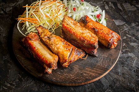 Шашлык из свиных ребер