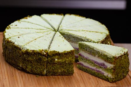 Торт Бисквитный Фисташковый