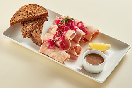 Строганина из пеламиды