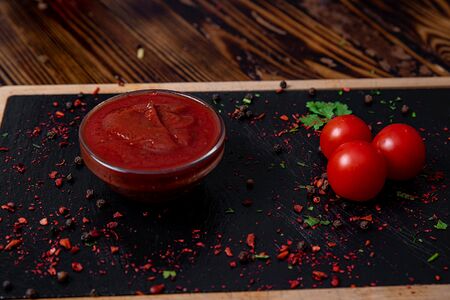 Соус красный