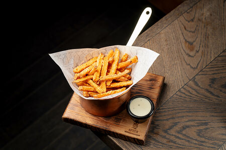 Батат фри с соусом дорблю