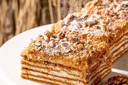 2 торта Медовик