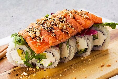 Ролл Татаки из лосося