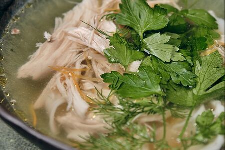 Куриный суп с лапшой