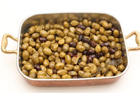 Оливки Каламата