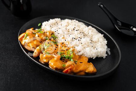 Рис с курицей спайси