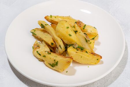 Картофель отварной с зеленью