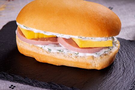 Бутерброд Классика по-русски со свежим укропом