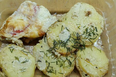 Картофель, запечённый с горбушей