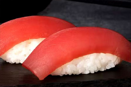 Нигири с тунцом