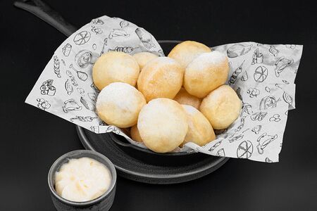 Тбилисские пончики с заварным кремом