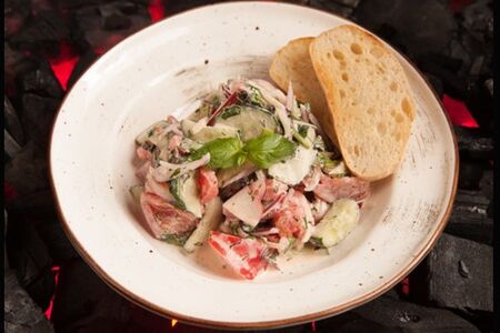 Овощной салат по-деревенски