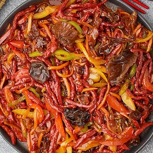 Հորթի միս թթու-կծու-քաղցր սոուսում